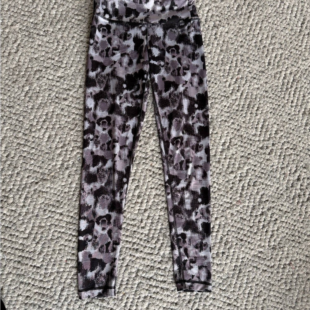 Women’s workout leggings